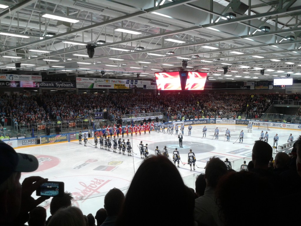 Ishockey i Vojens, nationalsang